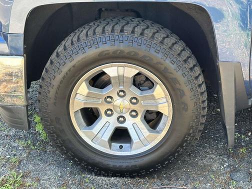 Deep Ocean Blue Metallic 2015 Chevrolet Silverado 1500 2LT