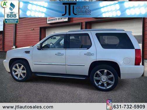 2014 Cadillac Escalade Luxury