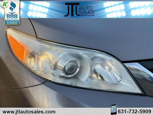 2014 Toyota Sienna LE