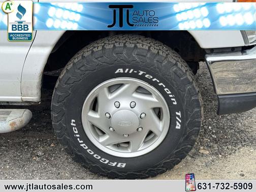 Oxford White 2013 Ford E250 Cargo