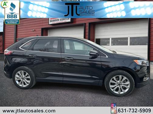 2024 Ford Edge Titanium