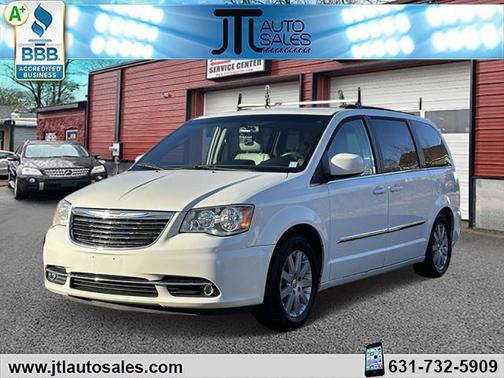 2011 Chrysler Town & Country Touring-L