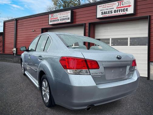 Graphite Grey Metallic 2012 Subaru Legacy Premium