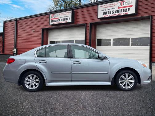 Graphite Grey Metallic 2012 Subaru Legacy Premium