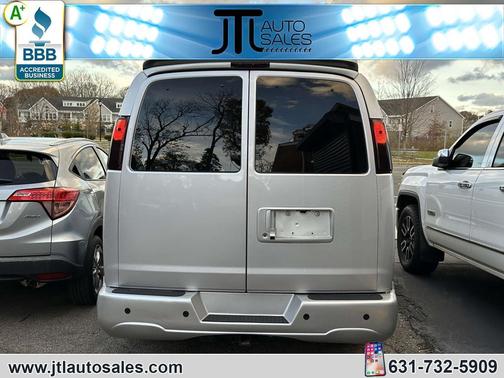 2021 Chevrolet Express 2500 LS