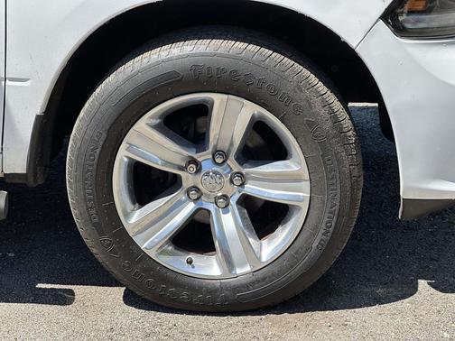 Bright White Clearcoat 2015 RAM 1500 Sport