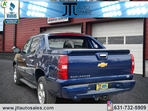 2013 Chevrolet Avalanche LT