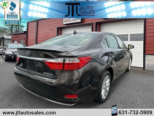2013 Lexus ES 300h Base