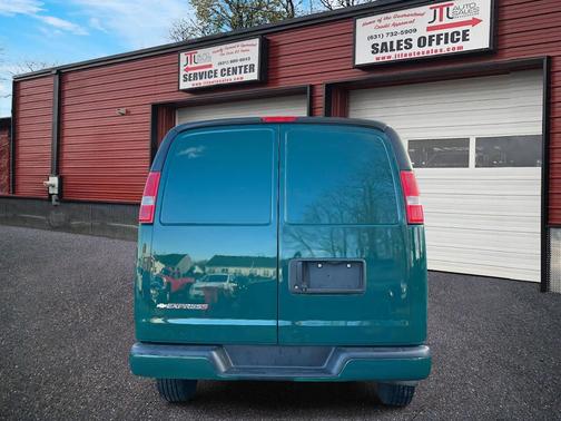 2017 Chevrolet Express 3500 Work Van