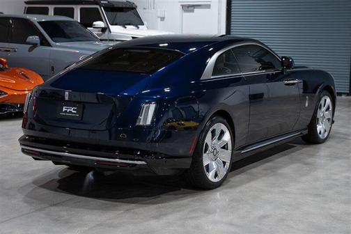 2024 Rolls-Royce Spectre Base