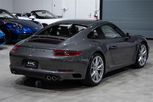 Agate Grey Metallic 2018 Porsche 911 Carrera