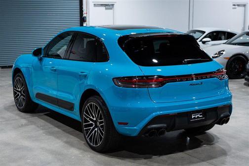 2022 Porsche Macan Macan S