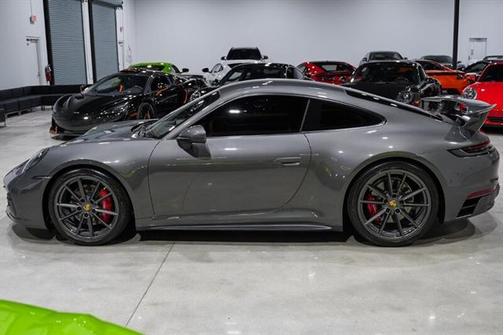 2022 Porsche 911 Carrera S