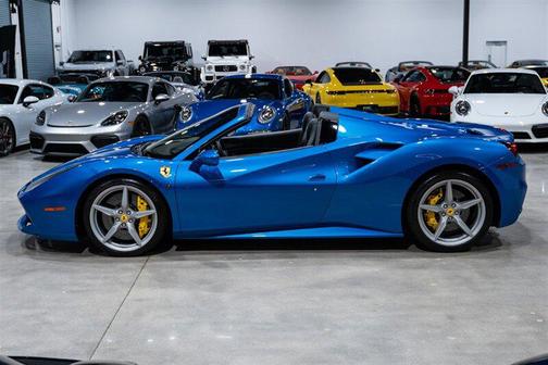 2018 Ferrari 488 Spider Base