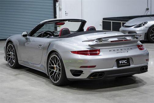 2015 Porsche 911 Turbo S
