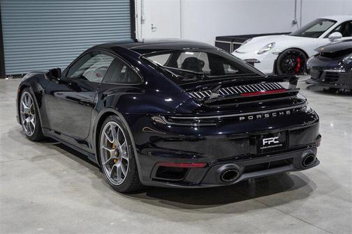 2022 Porsche 911 Turbo S