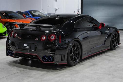 2016 Nissan GT-R NISMO