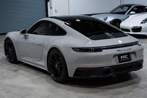 Chalk 2024 Porsche 911 Carrera GTS
