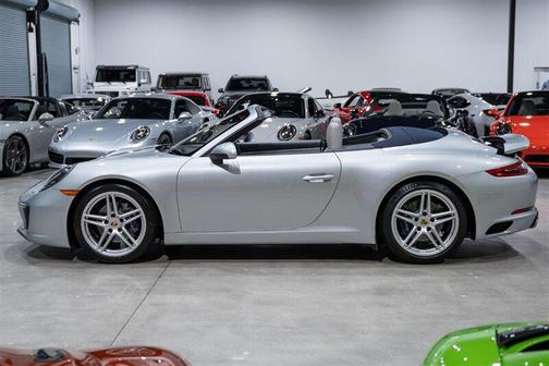 2017 Porsche 911 Carrera