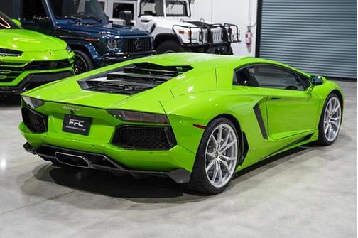 2016 Lamborghini Aventador LP700-4