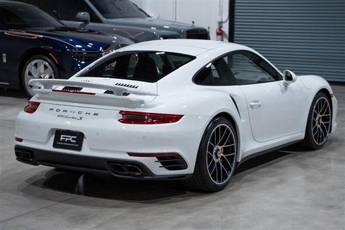 2017 Porsche 911 Turbo S