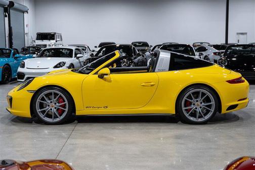 2017 Porsche 911 Targa 4S