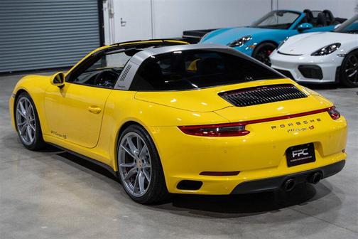 2017 Porsche 911 Targa 4S