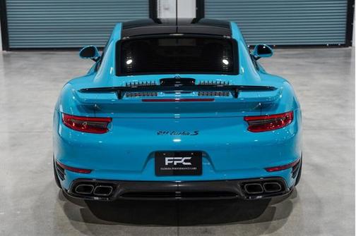 2017 Porsche 911 Turbo S