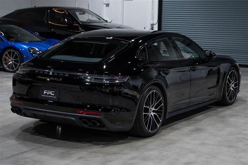 2021 Porsche Panamera Turbo S