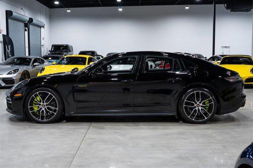 2021 Porsche Panamera Turbo S