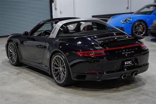 2018 Porsche 911 Targa 4S