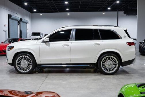 2022 Mercedes-Benz Maybach GLS 600 4MATIC