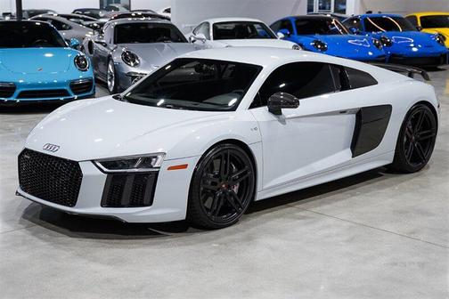 2017 Audi R8 5.2 V10 plus