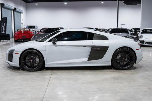 2017 Audi R8 5.2 V10 plus