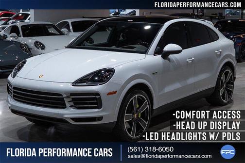 Carrara White Metallic 2023 Porsche Cayenne Cayenne E-Hybrid Platinum Edition