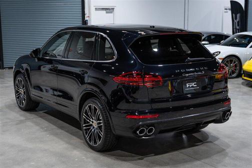 2016 Porsche Cayenne Turbo S