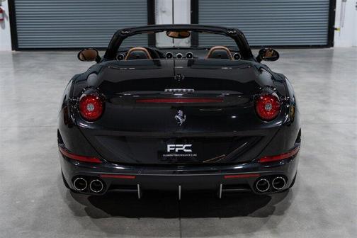 2015 Ferrari California T