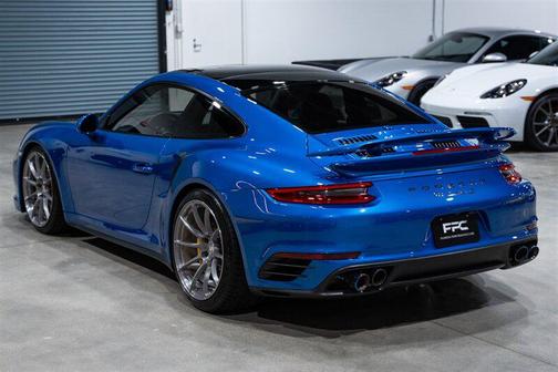 2017 Porsche 911 Turbo S