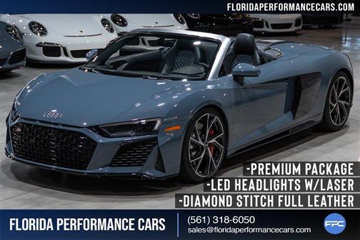 Kemora Gray Metallic 2022 Audi R8 5.2 V10 performance