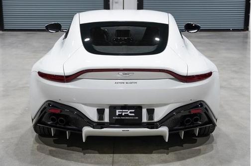 2020 Aston Martin Vantage Base