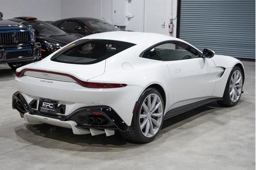 2020 Aston Martin Vantage Base
