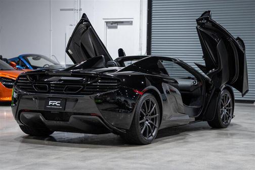 2016 McLaren 650S 