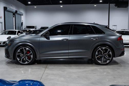 Daytona Gray Pearl Effect 2022 Audi RS Q8 4.0T
