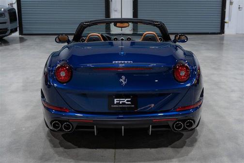 2016 Ferrari California T