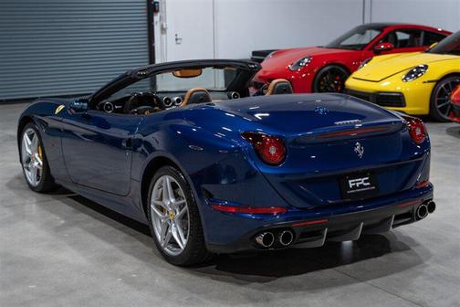 2016 Ferrari California T