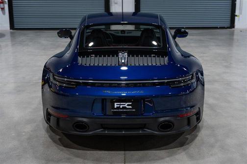 2023 Porsche 911 Carrera 4 GTS