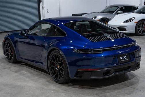 2023 Porsche 911 Carrera 4 GTS