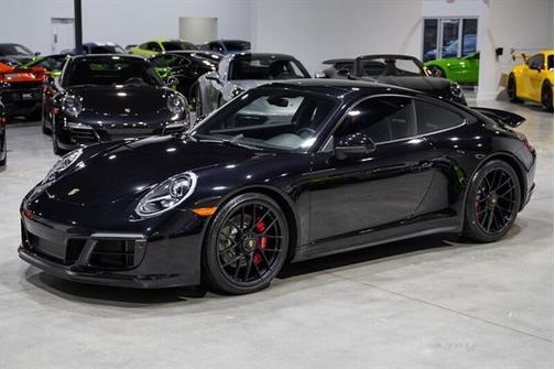 2017 Porsche 911 Carrera GTS
