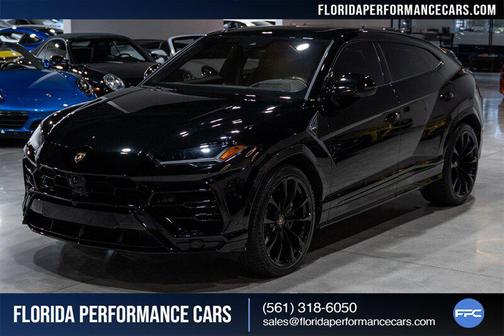 2022 Lamborghini Urus 