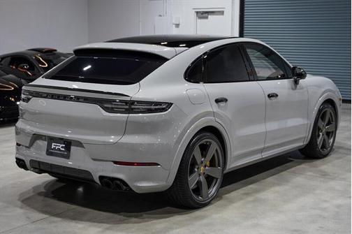2021 Porsche Cayenne Turbo